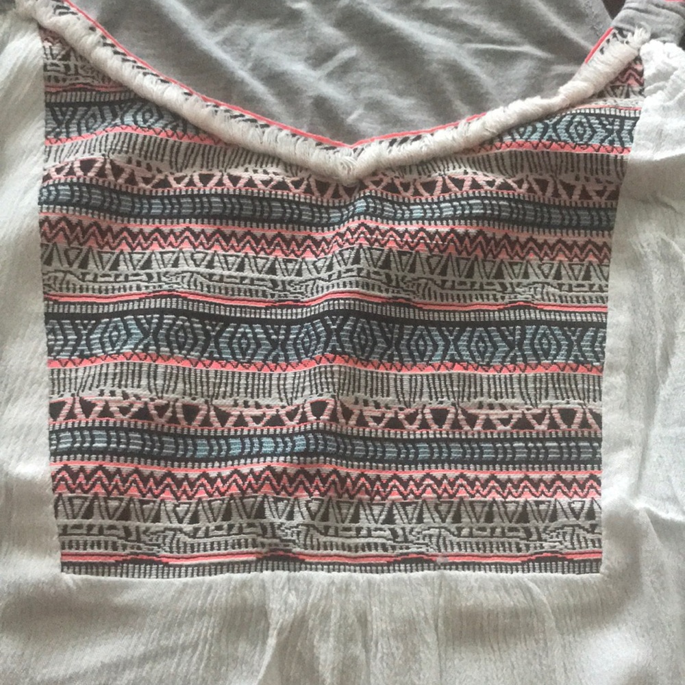 Maurice’s Aztec blouse - Picture 2 of 3